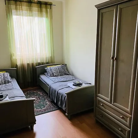 Apartamento Elit Medencés