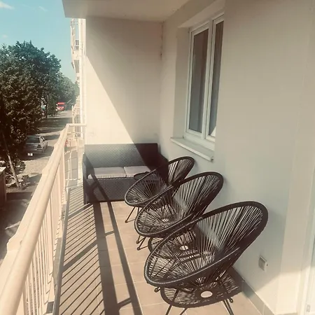 Elit Medencés Apartamento