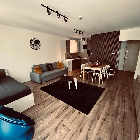 Elit Medencés Apartamento Hajdúszoboszló